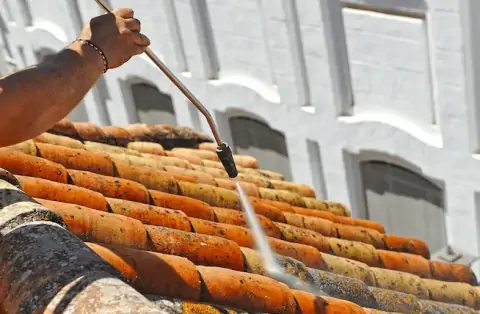 Nettoyage de toitures - Les Ayvelles